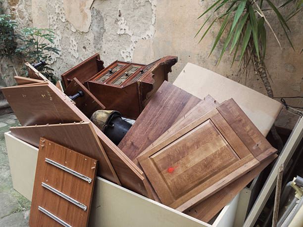 Best Yard Waste Removal  in West Branch, IA